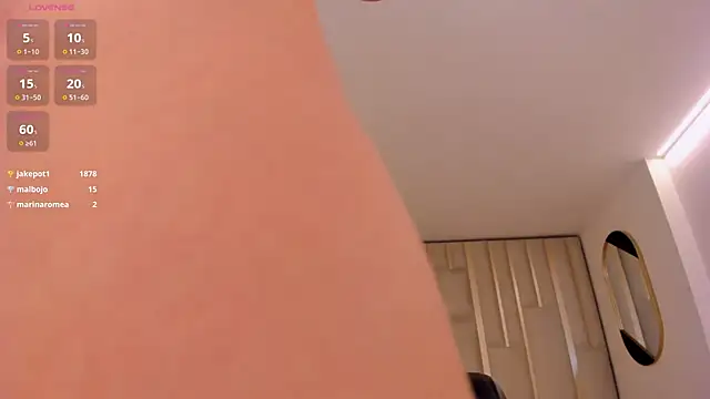 BellaThompsonX 라이브 XXX 채팅