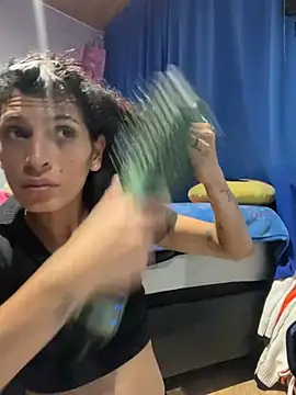 ImCrazzy's Live XXX Chat