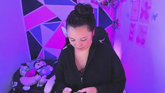 little_emma0 现场XXX聊天