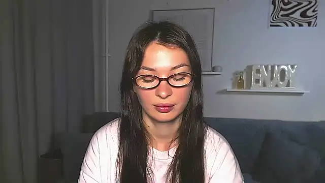 AlexaSven Adlı Modelin Canlı XXX Sohbeti
