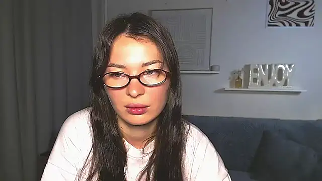 دردشة AlexaSven الجنسية المباشرة