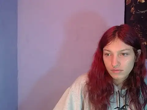 Chat +18 de Emma-Wilson ao vivo