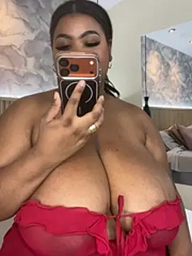 AinaraJimenez's Live XXX Chat