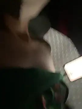 KIRA_kiki Adlı Modelin Canlı XXX Sohbeti