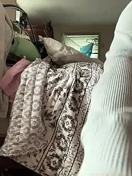 CUMFOREVERY1nTitTiES2's Webcam Show