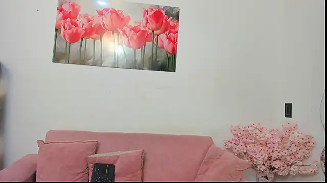 pinky_f00x Chat XXX in diretta
