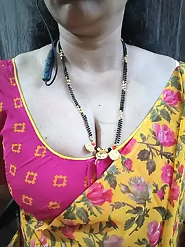 bhuvana_555 Show in webcam