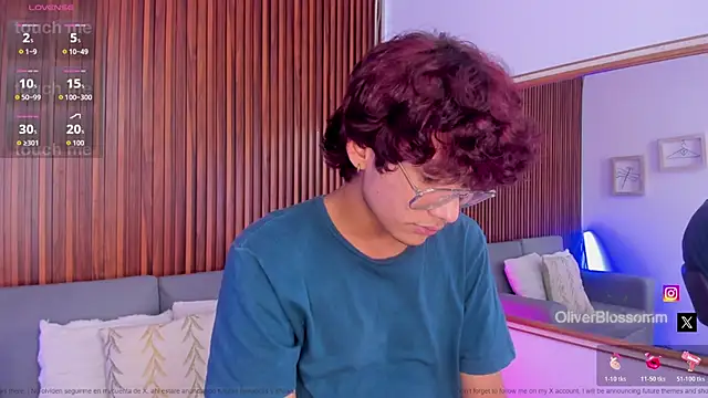 XXX chat uživo modela Oliver20__