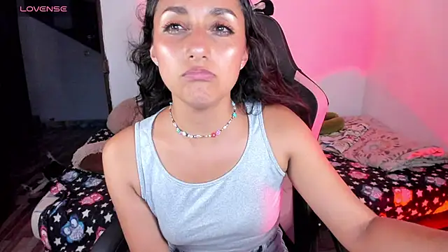 Chat +18 de adrena_10 ao vivo