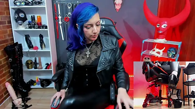دردشة Yelena_LatexMaiden الجنسية المباشرة