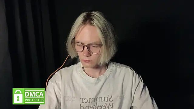 Keytaro's Live XXX Chat