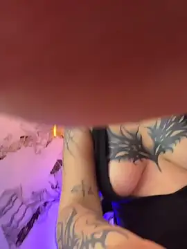 Red_Bunny_v 现场XXX聊天