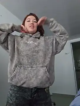 lunnaa_'s Live XXX Chat