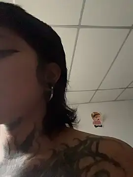 _Apola_77's Live XXX Chat
