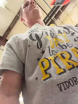 Chat XXX ao vivo de JockNThirsty