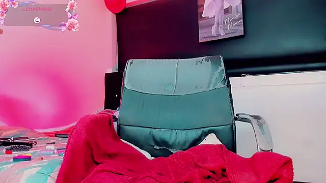Kendall_hornyy Live XXX-Chat