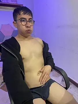 Andy_Norton's Live XXX Chat