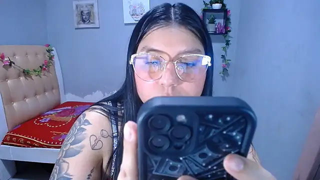 XXX chat uživo modela venuxwilliam