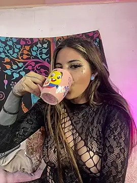 Eva_Tattoo Chat XXX live