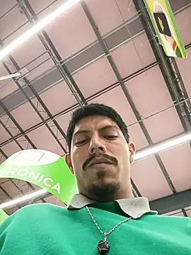 MexiicanOoooooooのライブXXXチャット