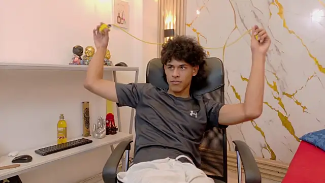 Živý XXX chat Zayn_Fox32
