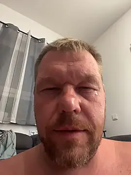 Czat XXX na żywo – fetter_Daddy_Berlin