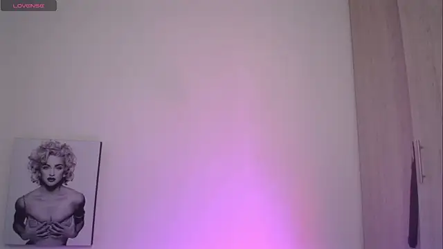 Millie_bobby live XXX chat