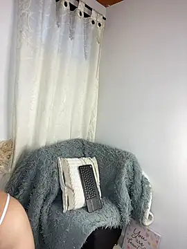 Susi_30 Adlı Modelin Canlı XXX Sohbeti