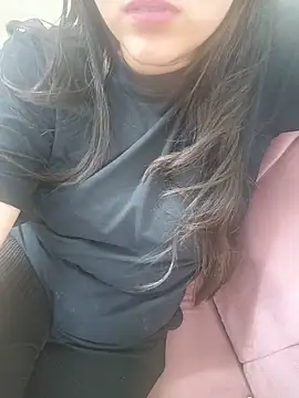 neelam_rawat Adlı Modelin Canlı XXX Sohbeti