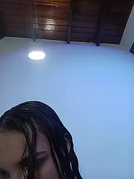 uncontrolled_fire Live XXX-chat