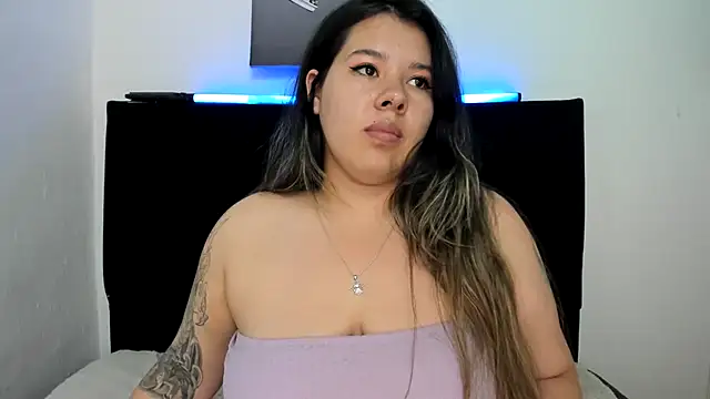 LinaBrowm's Live XXX Chat
