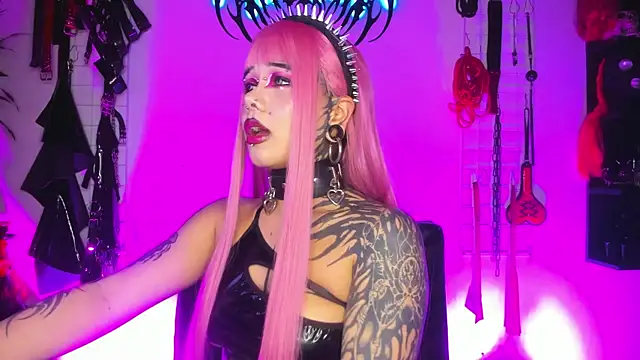 irregular_fetish_ Adlı Modelin Canlı XXX Sohbeti