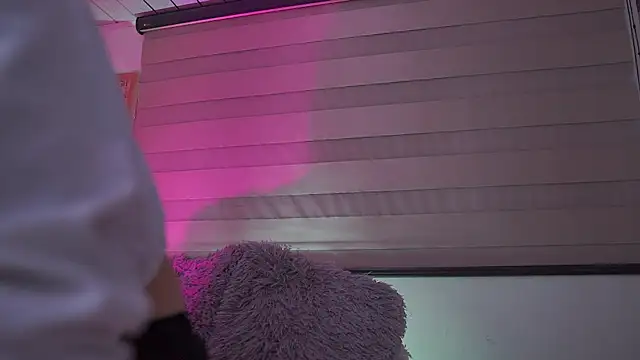 dakotaa_01n Live XXX chat