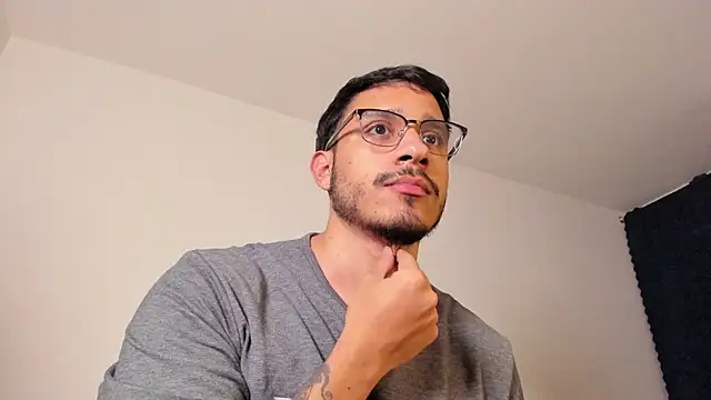 alphaandmuse – Naživo XXX chat