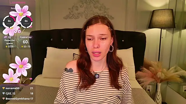 Chat +18 de Mili_Joy ao vivo