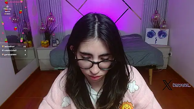 LenaRoses Chat XXX in diretta