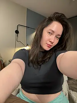 Kiss_My_Body Chat XXX live