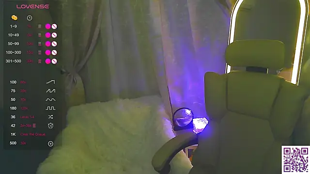 Oxcy_Secret élő XXX-chatje