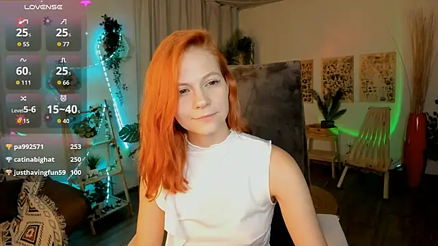 Онлайн чат XXX LisaAris