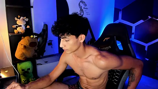 MaxiimoRomano_ Chat XXX in diretta