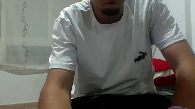 Rebelkai Pertunjukan Webcam