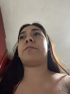XXX chat uživo modela miaftmax