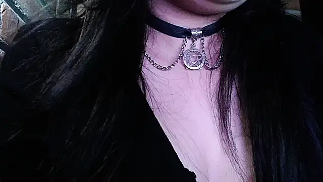 Chatroom XXX en direct de DarkRoseUwU