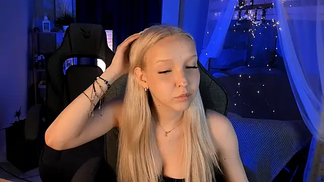 Chat +18 de LilithNlsn ao vivo
