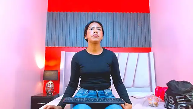 VeronicaRobles 现场XXX聊天