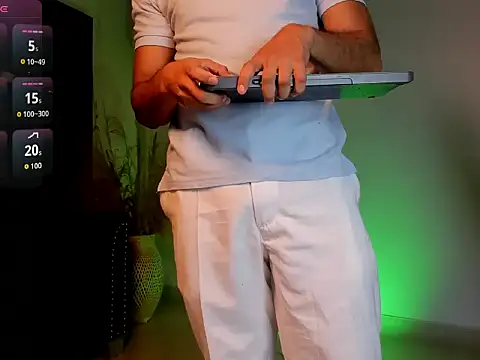 TitoBell Live XXX-chat