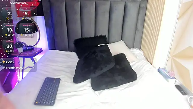 MiaGinger_ Chat XXX live