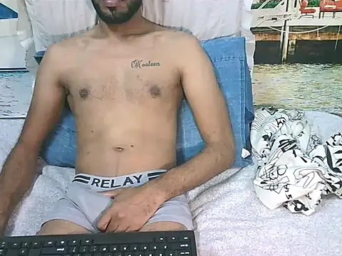 IndianMagicMike Adlı Modelin Canlı XXX Sohbeti
