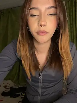 MiaaCute-n Live XXX chat
