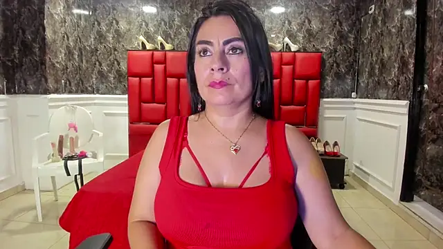 Imyourdirtymilf 现场XXX聊天